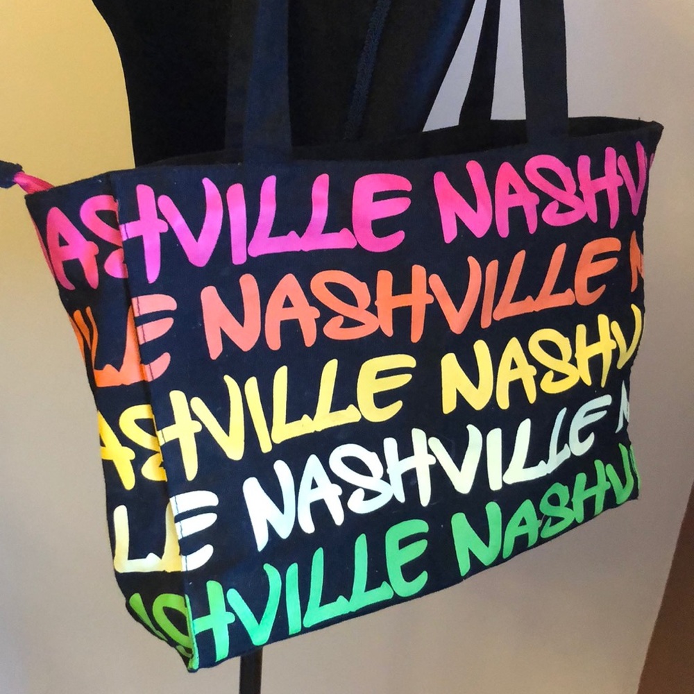 Robin Ruth “Nashville “ colorful zip tote bag